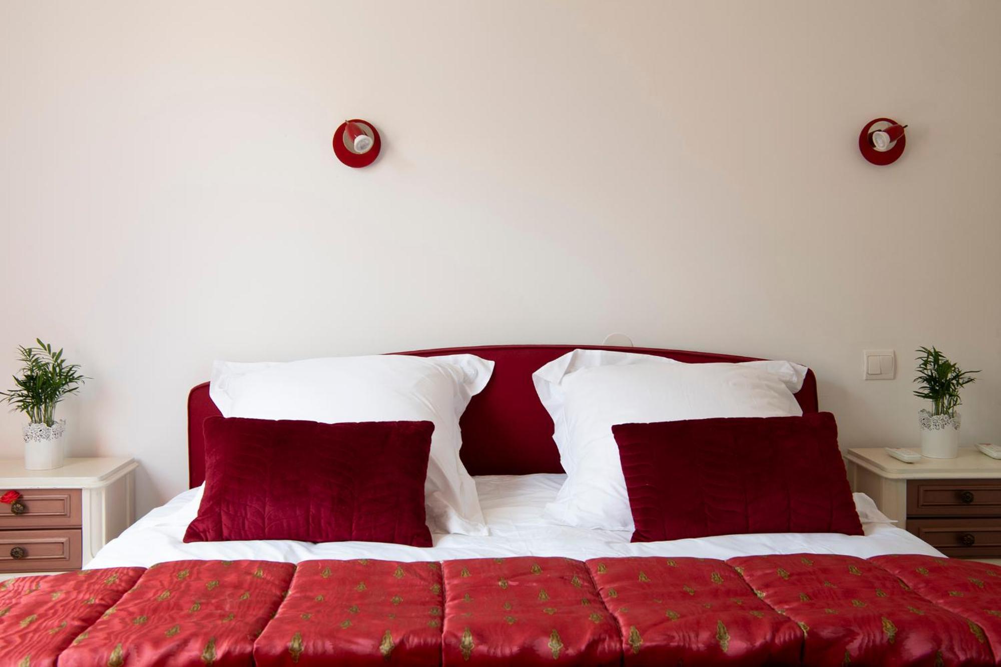Standing De 88 M2, Grand Jardin, Wifi, Clim, Netflix, La Suzanna Hébergement de vacances *