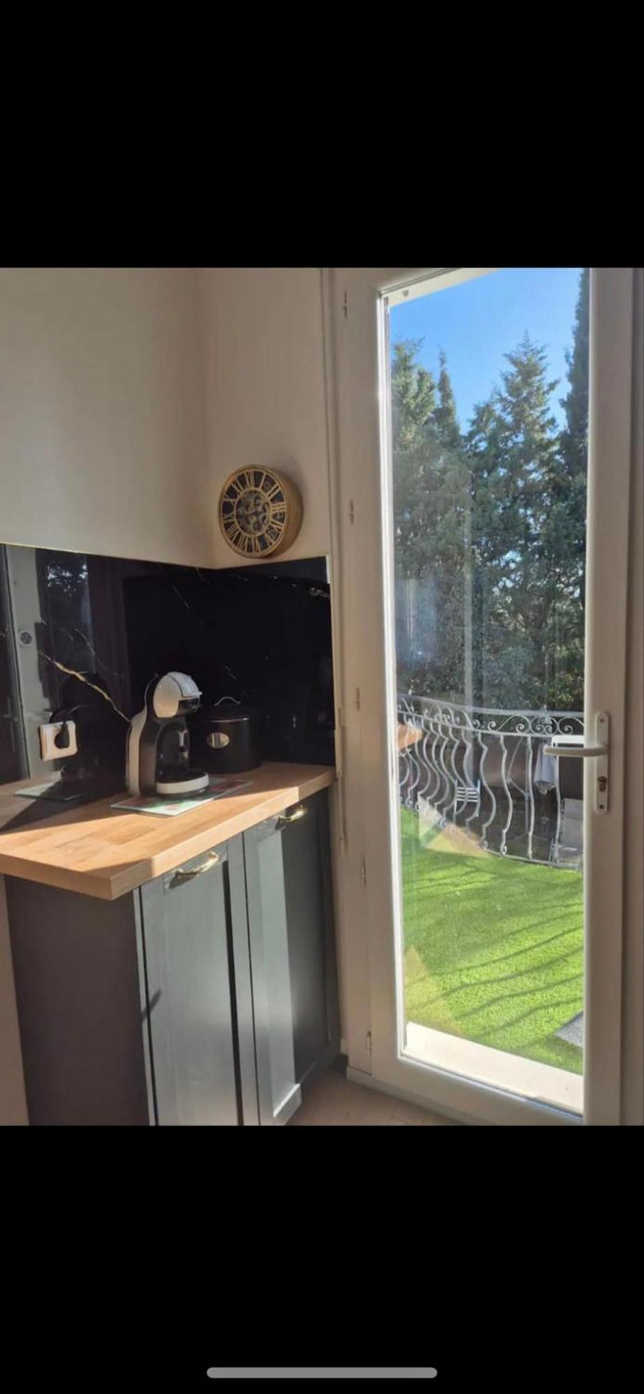 Hébergement de vacances Standing De 88 M2, Grand Jardin, Wifi, Clim, Netflix, La Suzanna